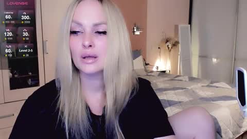 Libby online show from October 24, 1:29 pm