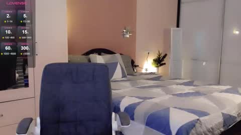 Libby online show from December 15, 10:52 am