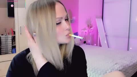 Snapshot of libby_nora chatting on May 9, 11:37 am Libby online show from May 9, 11:37 am