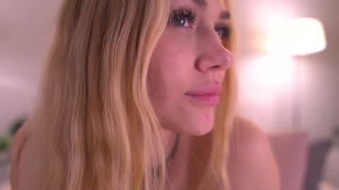 Elena online show from October 12, 11:59 pm