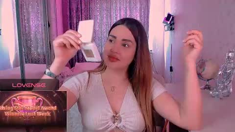 Snapshot of libra_mia chatting on June 18, 6:35 am libra_mia online show from June 18, 6:35 am