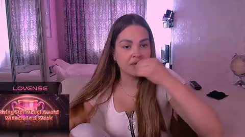 Snapshot of libra_mia chatting on July 7, 9:24 am libra_mia online show from July 7, 9:24 am
