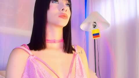 Snapshot of liccy_hall chatting on July 15, 12:43 pm Valentina Hall online show from July 15, 12:43 pm