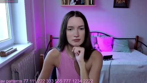 Welcome guys in my room Im Claire online show from September 29, 12:10 pm