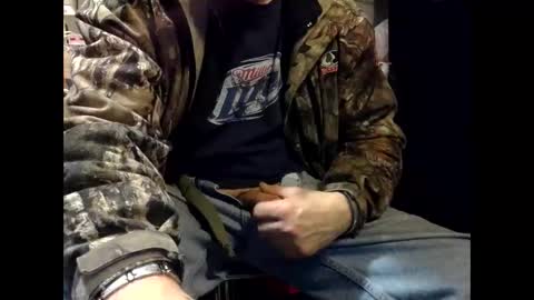 Lickensu online show from December 15, 9:31 pm