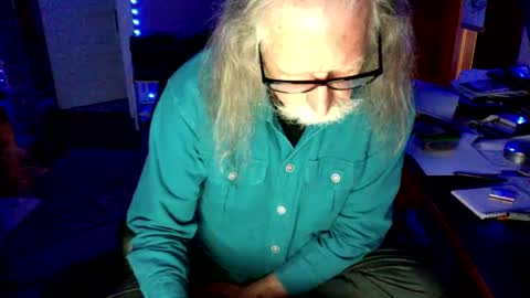 LickYourYoni online show from September 13, 5:29 am