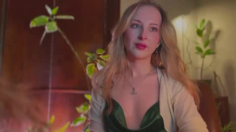 its my birthday today so im offline  but id be so happy if you felt like sending me a birthday love while im away  online show from March 2, 6:37 pm