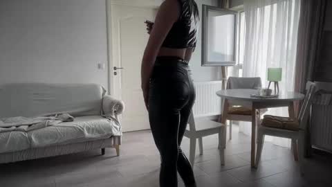 SofieXxxDoll online show from June 2, 11:34 am