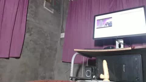 Cedie online show from October 31, 4:52 pm