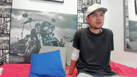 Snapshot of light_haze475096 chatting on November 25, 4:18 pm light_haze475096 online show from November 25, 4:18 pm