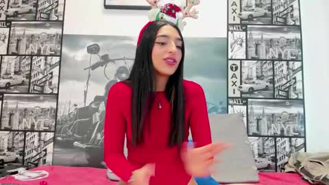 Snapshot of light_haze475096 chatting on December 5, 3:41 pm light_haze475096 online show from December 5, 3:41 pm