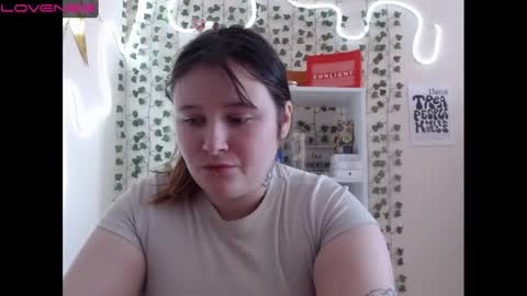 light_lunaa online show from January 14, 6:24 am