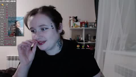 light_lunaa online show from February 14, 2:23 pm