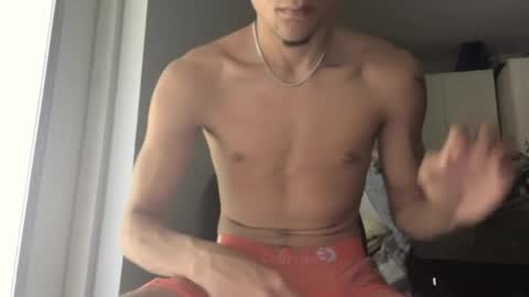 Snapshot of lightskinwithgirth chatting on April 29, 4:22 pm lightskinwithgirth online show from April 29, 4:22 pm