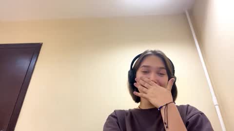 Bella online show from October 28, 2:53 pm