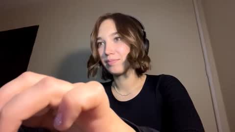 Bella online show from October 30, 3:13 pm