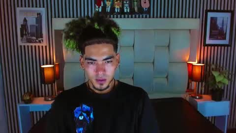 Lihan online show from November 18, 2:54 pm