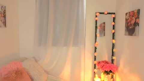 liiaa online show from July 30, 4:17 pm