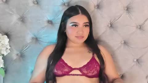 Snapshot of liiabloomm chatting on June 23, 5:38 am liiabloomm online show from June 23, 5:38 am