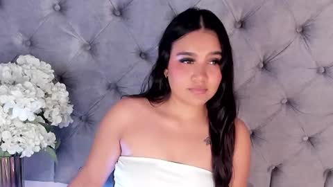 Snapshot of liiabloomm chatting on June 28, 7:58 am liiabloomm online show from June 28, 7:58 am
