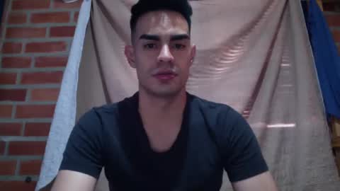 Snapshot of liiam_collins chatting on January 6, 8:39 pm liiam online show from January 6, 8:39 pm