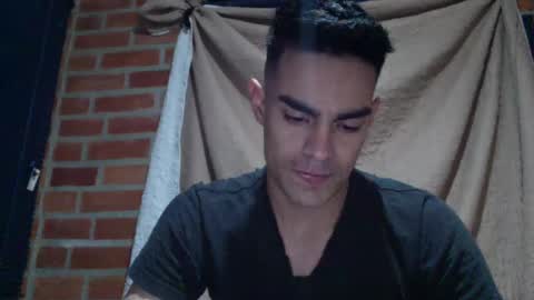 Snapshot of liiam_collins chatting on January 20, 12:36 am liiam online show from January 20, 12:36 am