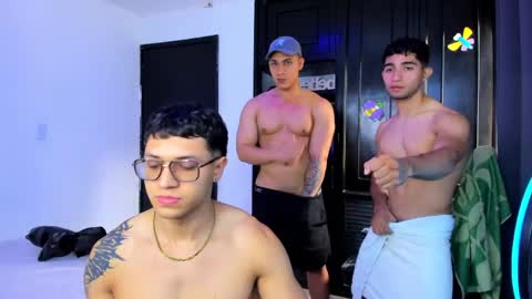 liiam_jesus online show from April 22, 8:43 pm