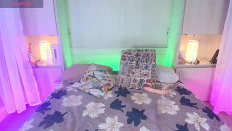         online show from February 17, 2:48 pm