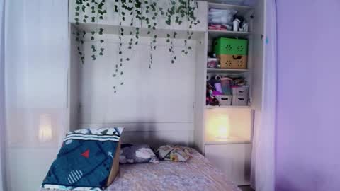         online show from September 11, 11:43 am