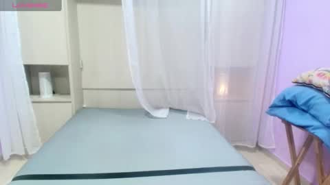         online show from September 27, 11:37 am