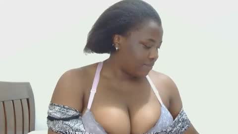 Lily online show from November 8, 11:10 am