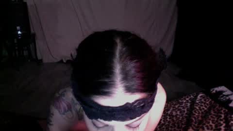 Snapshot of liilith555 chatting on July 10, 4:17 am liilith555 online show from July 10, 4:17 am