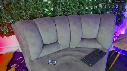 Snapshot of liilithstone chatting on May 28, 2:31 am liilithstone online show from May 28, 2:31 am