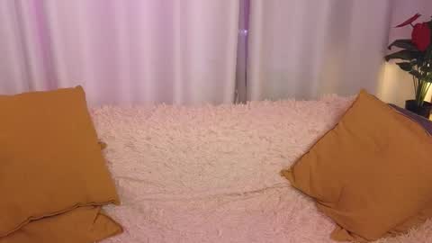 Snapshot of lika_haris chatting on October 8, 10:57 am Lika online show from October 8, 10:57 am