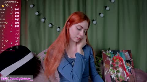 Snapshot of lika_moon chatting on December 30, 6:31 am Lika online show from December 30, 6:31 am