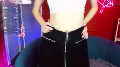 Snapshot of lika_sky chatting on November 7, 11:21 am lika_sky online show from November 7, 11:21 am