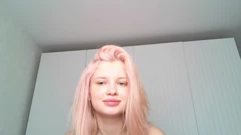 Snapshot of like_sun chatting on June 25, 5:12 am Call me Anna online show from June 25, 5:12 am