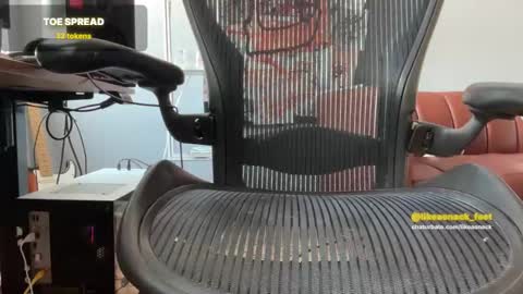 likeasnack online show from February 10, 7:07 pm