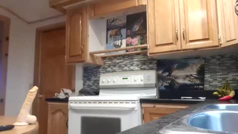 St pierre online show from October 30, 4:30 pm