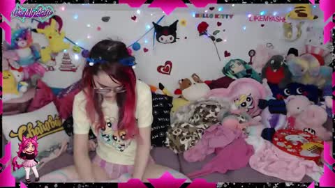 LikeMyAshe online show from January 23, 5:45 am