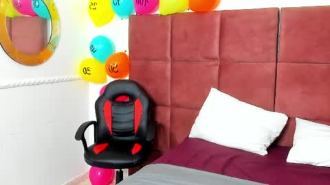 Snapshot of lil___king chatting on July 20, 2:30 pm Lil KIng online show from July 20, 2:30 pm