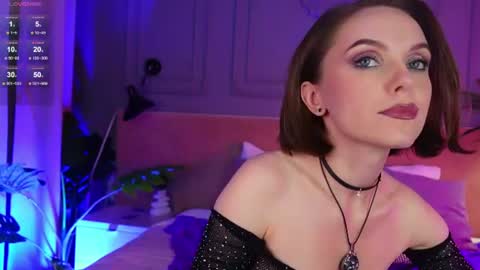 Lilian online show from July 18, 9:40 pm