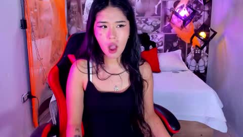 Lili Cey online show from October 25, 8:14 pm