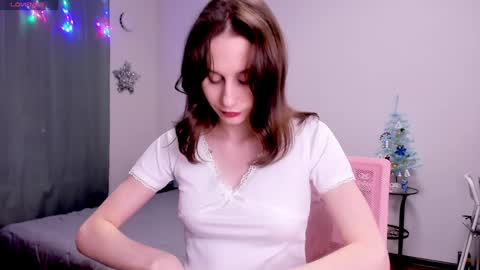 Snapshot of lil_ember chatting on December 23, 12:03 am Little Amber Guys please if its not difficult for you give it a thumbs up online show from December 23, 12:03 am