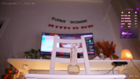 Snapshot of lil_eva chatting on December 3, 10:39 am All my link in bio  sign up to support me        online show from December 3, 10:39 am