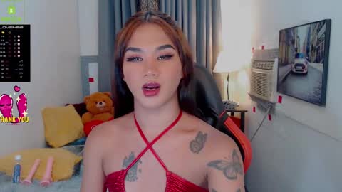 Snapshot of lil_fantacy chatting on December 28, 10:25 am LILY online show from December 28, 10:25 am