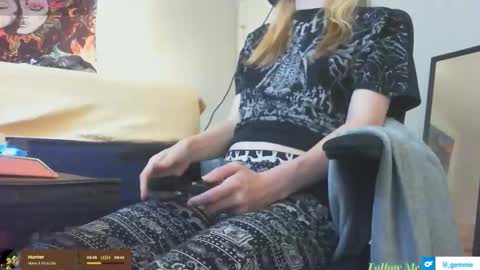 lil gemmie online show from November 6, 8:21 pm