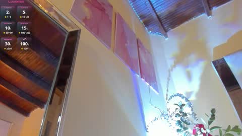 Hanna online show from December 3, 10:02 am