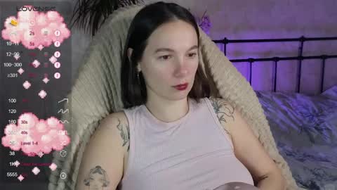 little moon online show from April 18, 7:07 pm