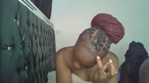 lil_meg online show from March 7, 9:06 am